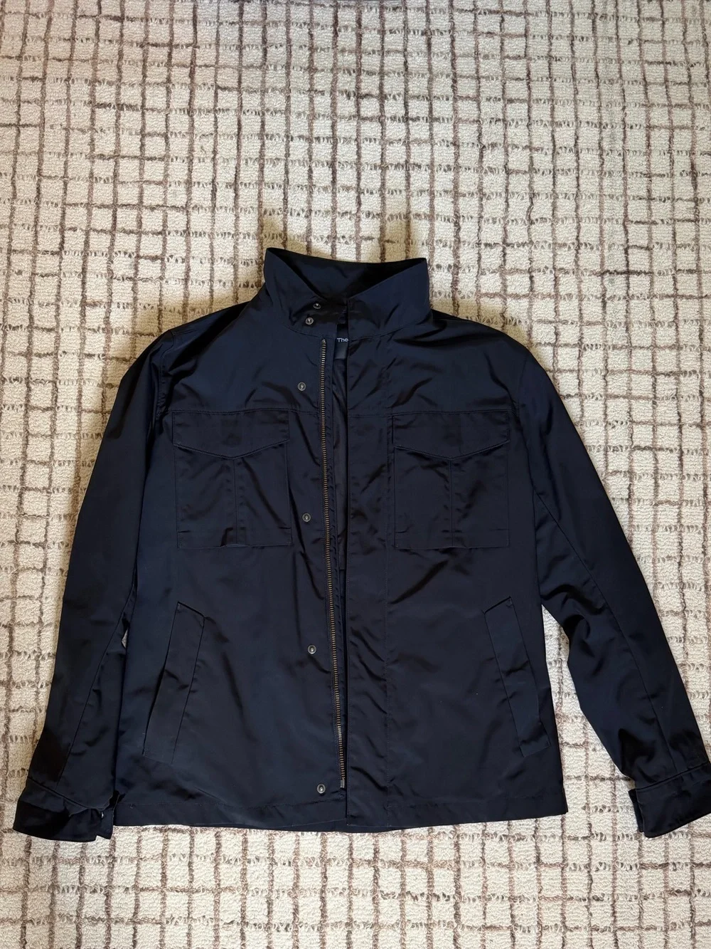 Great condition Theory Men’s Black Military-Style Field Jacket